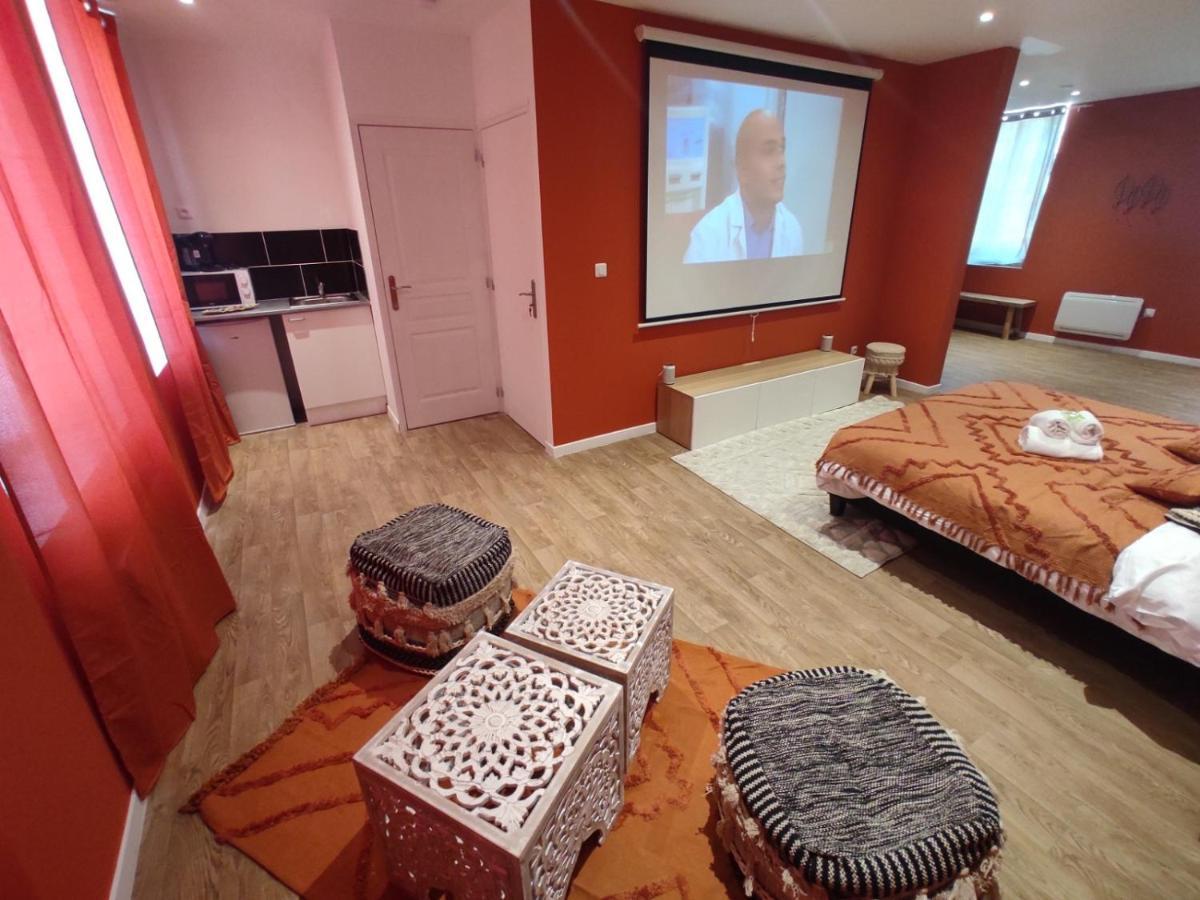 Ng Suitehome - Lille I Roubaix Centre I Coq Francais - Balneo - Netflix - Wifi Exterior photo